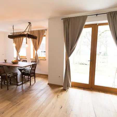 Larch House Cerklje na Gorenjskem