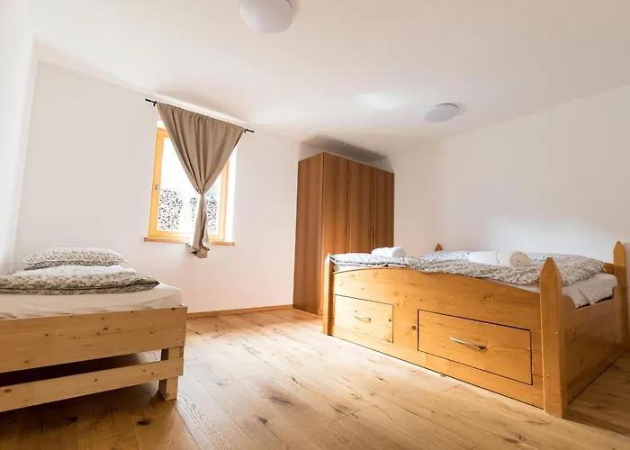 Larch House Appartement *