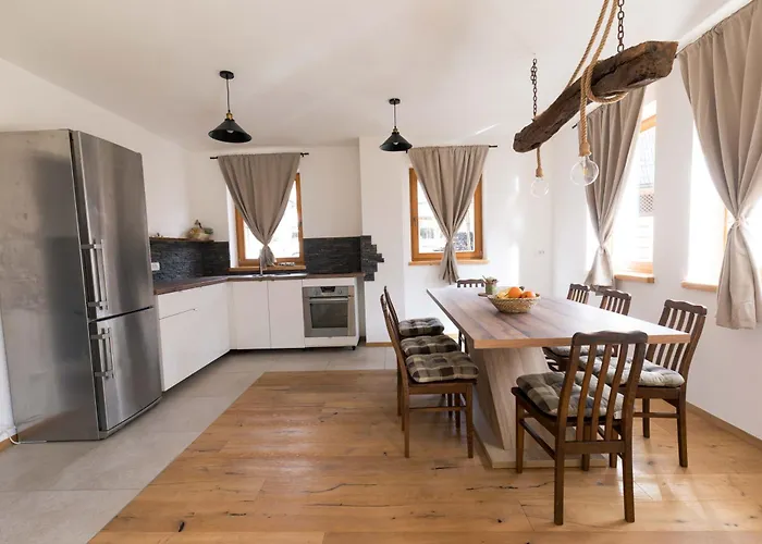 Larch House * Cerklje na Gorenjskem